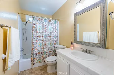 Bath - 7125 E Randall Ave, Orange, CA 92869 photo 1 of 4