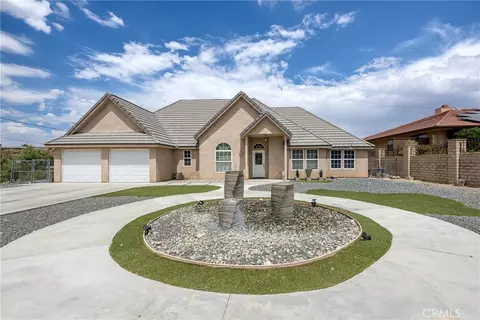Exterior - 18166 Bangor, Hesperia, CA 92345 photo 2 of 12