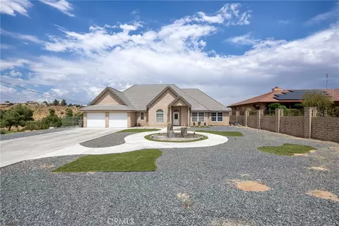 Exterior - 18166 Bangor, Hesperia, CA 92345 photo 4 of 12
