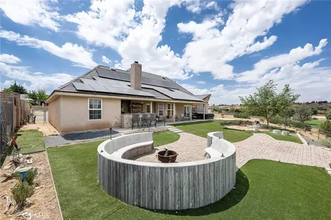 Exterior - 18166 Bangor, Hesperia, CA 92345 photo 9 of 12
