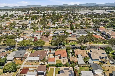 View/Area - 2114 W West, Fullerton, CA 92833 photo 3 of 6