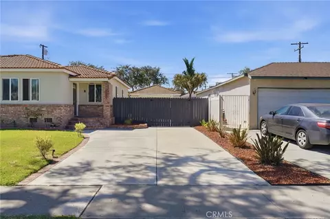 Exterior - 2114 W West, Fullerton, CA 92833 photo 9 of 10