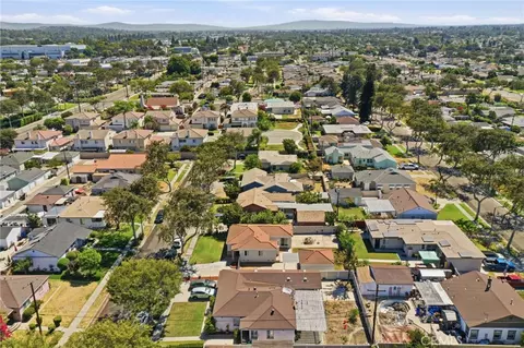 View/Area - 2114 W West, Fullerton, CA 92833 photo 5 of 6