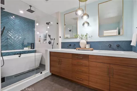 Bath - 6012 E Conant, Long Beach, CA 90808 photo 1 of 2