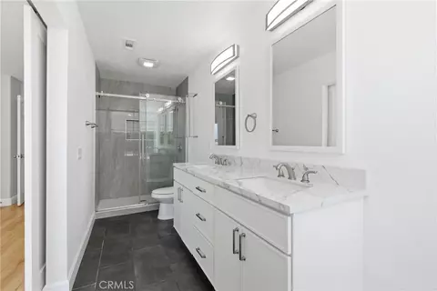 Bath - 2482 Steven Dr, Corona, CA 92879 photo 2 of 3