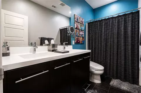 Bath - 14862 Burrows, Eastvale, CA 92880 photo 1 of 3