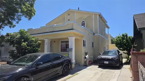Exterior - 1326 E 9th St, Long Beach, CA 90813 photo 2 of 15