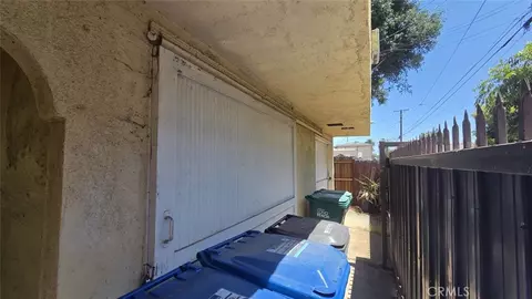 Exterior - 1326 E 9th St, Long Beach, CA 90813 photo 6 of 15
