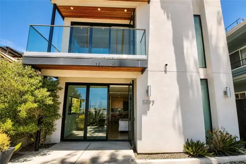 5277 E Ocean, Long Beach, CA 90803
