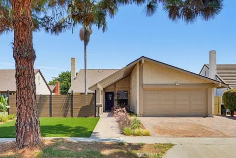 12131 Smokie Ln, Cerritos, CA 90703