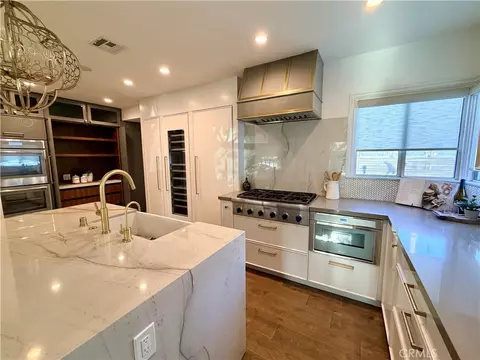 3934 N Marshall Way N, Long Beach, CA 90807