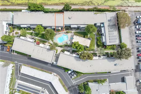View/Area - 5140 E Atherton St #13, Long Beach, CA 90815 photo 2 of 8
