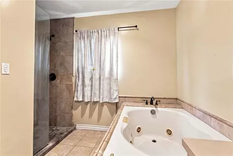 Bath - 9503 Dork, Pico Rivera, CA 90660 photo 3 of 5