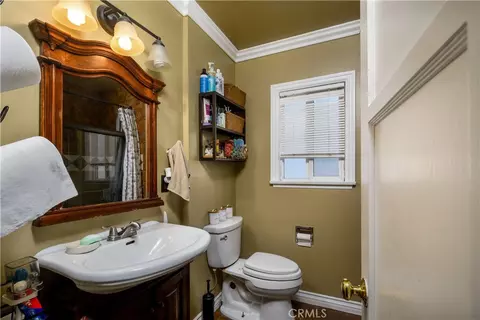 11223 Buell St, Downey, CA 90241 photo 7