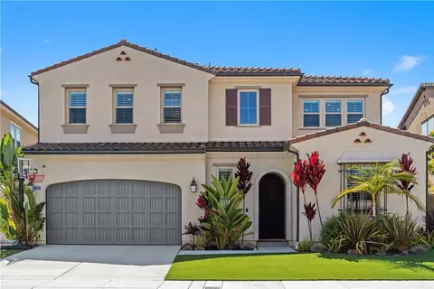17311 Cobblestone Ln, Huntington Beach, CA 92649