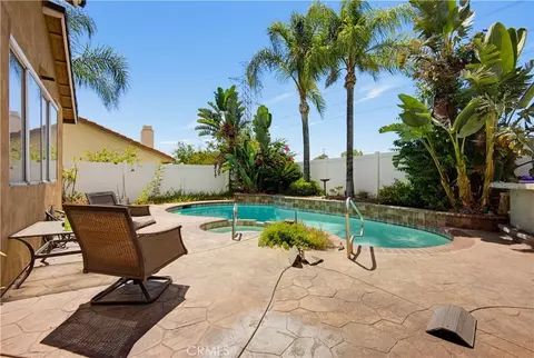 Exterior - 7470 Harvard Ct, Fontana, CA 92336 photo 5 of 9