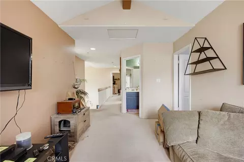Entry Way - 7470 Harvard Ct, Fontana, CA 92336 photo 4 of 7