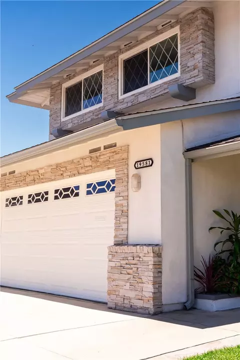19581 Sanderson, Huntington Beach, CA 92646