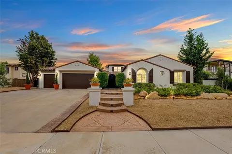 1328 N Paradise Ridge Way, Chula Vista, CA 91915