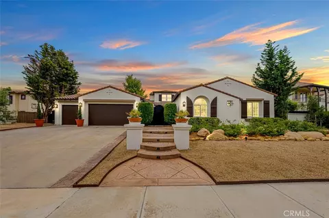1328 N Paradise Ridge Way, Chula Vista, CA 91915