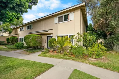 630 S Knott Ave #25, Anaheim, CA 92804