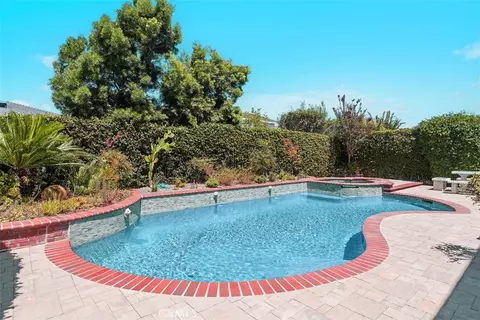 Exterior - 4341 Dogwood Ave, Seal Beach, CA 90740 photo 3 of 7