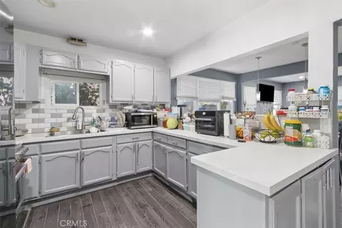 Kitchen - 322 W School St, Compton, CA 90220 photo 1 of 1