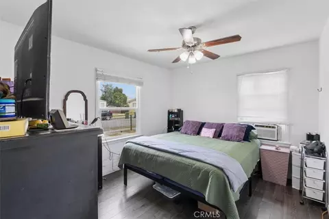 322 W School St, Compton, CA 90220 photo 10