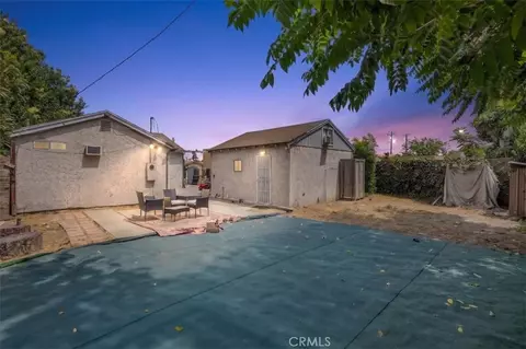 Exterior - 322 W School St, Compton, CA 90220 photo 10 of 11