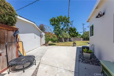 Exterior - 6551 E Bacarro, Long Beach, CA 90815 photo 18 of 20