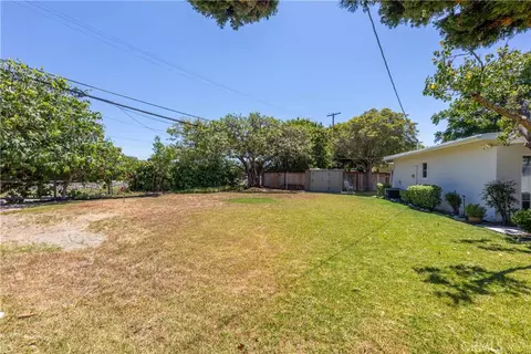 Exterior - 6551 E Bacarro, Long Beach, CA 90815 photo 11 of 20
