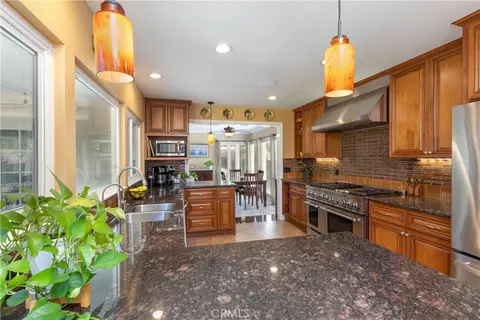 Kitchen - 6551 E Bacarro, Long Beach, CA 90815 photo 5 of 5