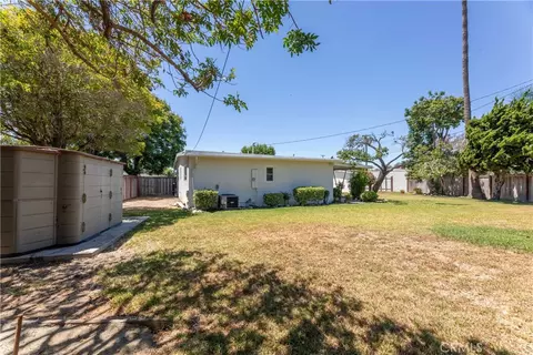 Exterior - 6551 E Bacarro, Long Beach, CA 90815 photo 13 of 20