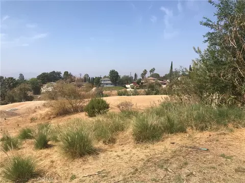 6401 Peralta Pl, Riverside, CA 92509 photo 3