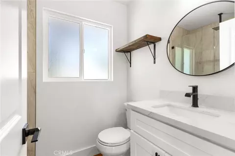 Bath - 735 E Wilson St, Banning, CA 92220 photo 1 of 2