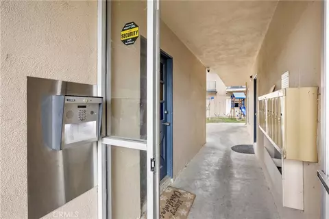 Other - 1005 E Harding St, Long Beach, CA 90805 photo 2 of 4