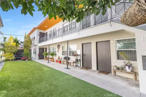 Exterior - 5711 E 2nd, Long Beach, CA 90803 photo 3 of 3