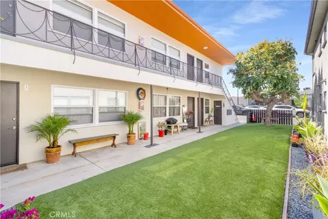Exterior - 5711 E 2nd, Long Beach, CA 90803 photo 2 of 3