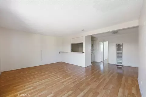 Living - 1123 Cedar, Long Beach, CA 90813 photo 4 of 5