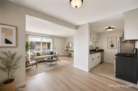 Living - 1123 Cedar, Long Beach, CA 90813 photo 1 of 5