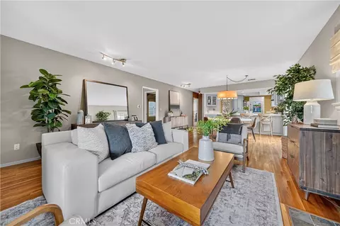 Living - 4023 E Ransom St, Long Beach, CA 90804 photo 1 of 3