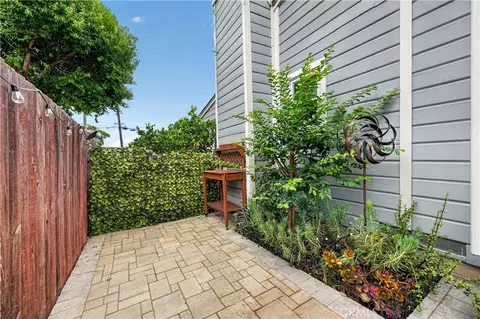 Exterior - 4023 E Ransom St, Long Beach, CA 90804 photo 4 of 8