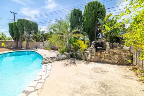 Exterior - 948 W Buffington, Upland, CA 91784 photo 3 of 6