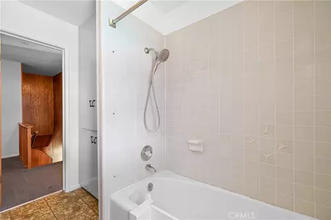 Bath - 948 W Buffington, Upland, CA 91784 photo 2 of 5