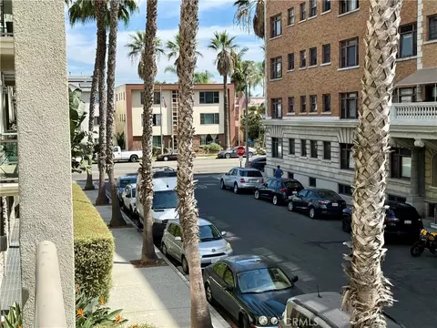 Exterior - 1000 E Ocean Blvd, Long Beach, CA 90802 photo 4 of 5