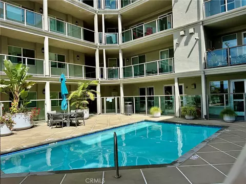 Exterior - 1000 E Ocean Blvd, Long Beach, CA 90802 photo 1 of 5