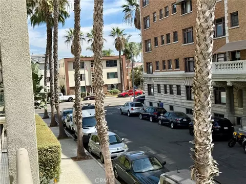 Exterior - 1000 E Ocean Blvd, Long Beach, CA 90802 photo 3 of 5
