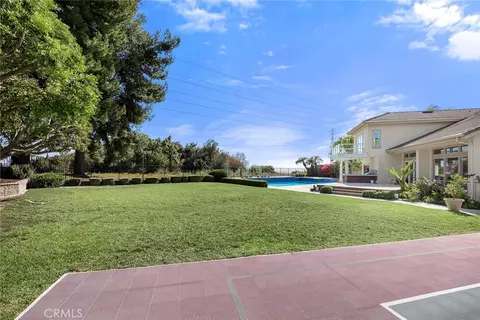 Exterior - 2601 N Rosemere, Orange, CA 92867 photo 5 of 7
