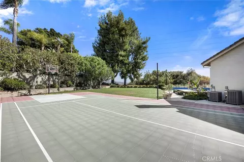 Exterior - 2601 N Rosemere, Orange, CA 92867 photo 4 of 7