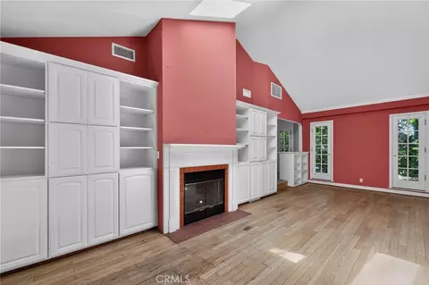 Living - 2201 E Glenoaks, Glendale, CA 91206 photo 4 of 4